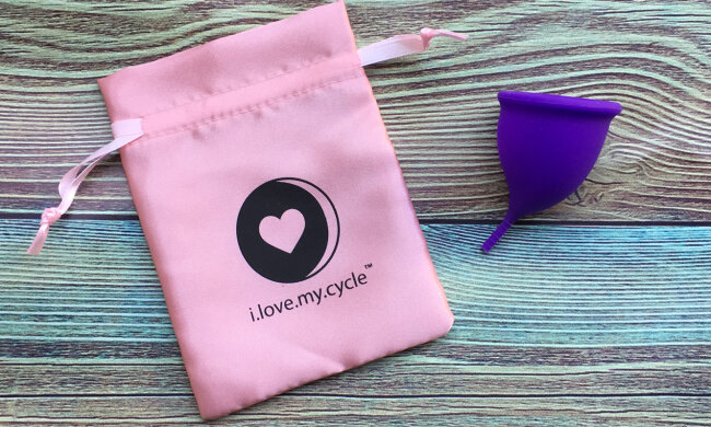 Менструальна чаша: плюси і мінуси користування