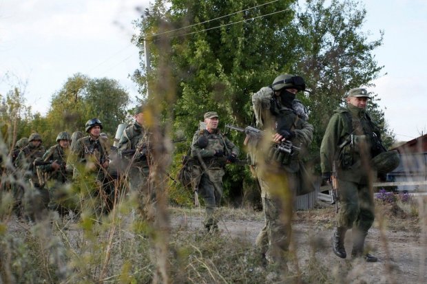 На Донбасі мир та спокій: путінські бойовики залишилися без підтримки і кинулися навтьоки