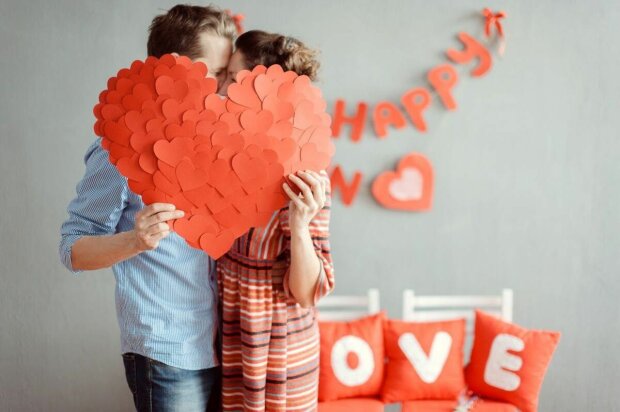 День Святого Валентина 2020: що подарувати коханій жінці на свято