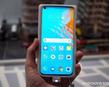 Honor View 20: Huawei анонсувала смартфон з діркою в екрані