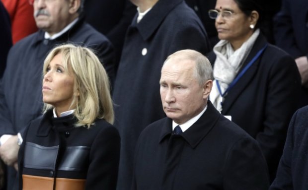 Наконец фотографы показали настоящий рост Путина, оправдывает прозвище, сеть взорвалась