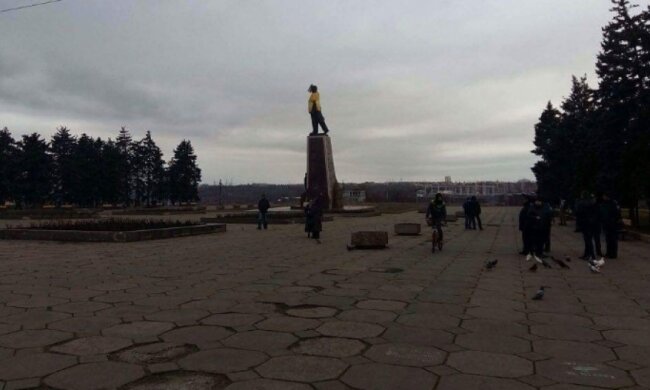 Запорожцы проигнорировали митинг против сноса Ленина