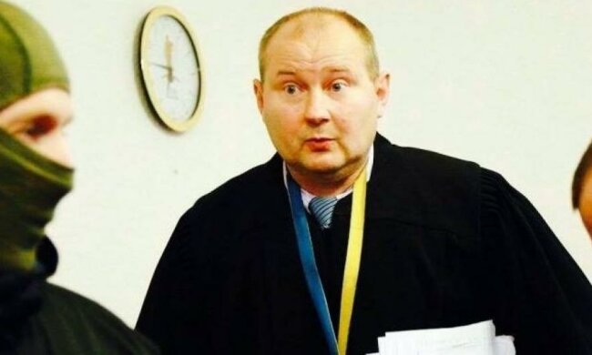 Поки він у Криму: Рада дозволила арештувати Чауса