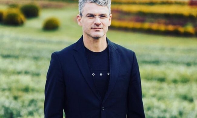 Арсен Мирзоян с флагом очаровал украинцев - настоящий патриот: пока Тоня Матвиенко спит