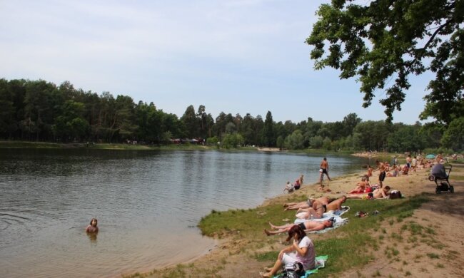 Кривава різанина на київському озері: озвірілі гопники схопилися за ножі