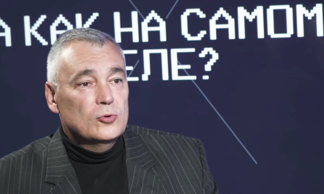 Дмитрий Снегирев