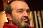 У Жулянах затримали російського письменника Віктора Шендеровича
