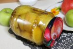 Маринованные яблоки, кадр из видео
