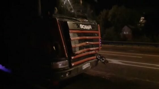 На Львівщині вантажівка та легковик не поділили дорогу - водій у морзі, жінка з дітьми у лікарні