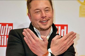 Илон Маск общается шифрами с самым опасным хакером мира