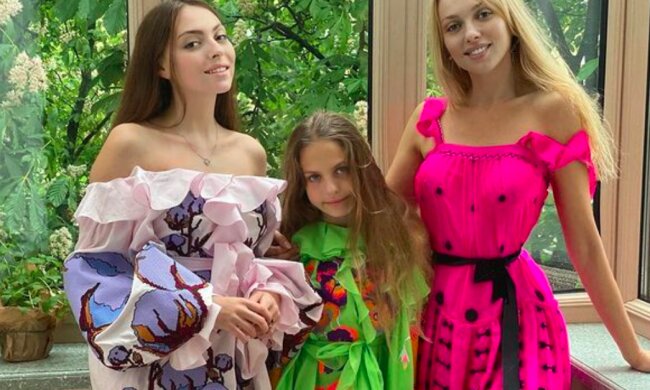 Оля Полякова, instagram.com/polyakovamusic/