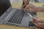 Работа с компьютером, скриншот: Youtube