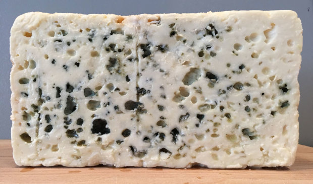 Вчені знайшли сир, забутий на стоянці більше семи тисяч років тому