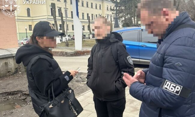 Організатори схем для ухилянтів перед судом