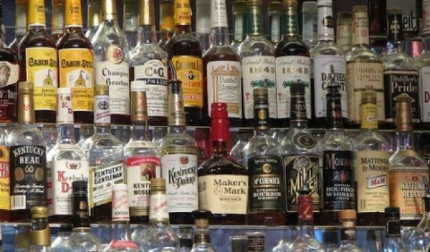 В Одессе обнаружили склад контрабандного элитного алкоголя 