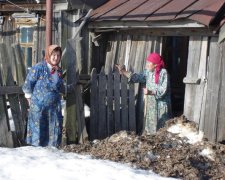 жительницы села