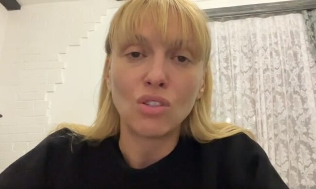 Оля Полякова показала бабушек, переживших Вторую мировую и прячущихся от агрессии РФ в подвалах: "Путин, убирайся"