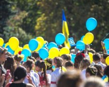 Привітання з Днем Незалежності України: у віршах, прозі та листівках