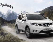 Nissan укомплектував авто дроном
