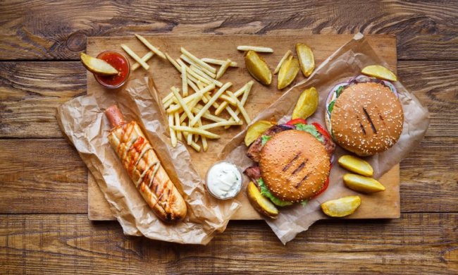 Ми те, що ми їмо: як джанк-фуд впливає на наш настрій