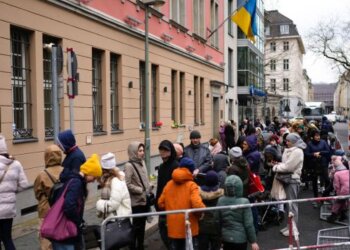 Українські біженці в Німеччині, скріншот: YouTube