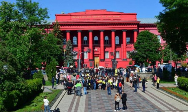 П-престиж: 10 київських вишів, що зі свистом пробили дно