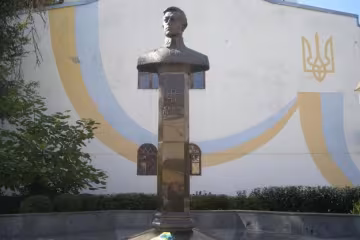 Легендарному отаману УНР встановлять пам'ятник у повний зріст