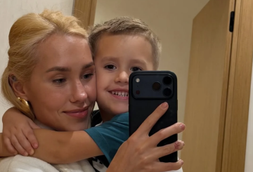 Даша Квіткова з сином Левом, фото з соцмереж