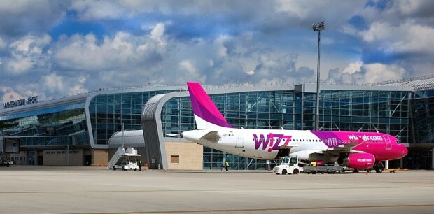 Wizz Air оставила Львов без популярных рейсов - не полетим до весны