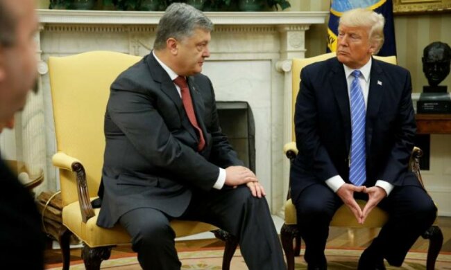 Американські ЗМІ обрушилися на Трампа через переговори з Порошенком