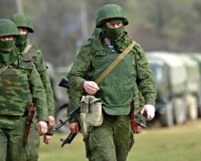 Військові РФ "віджимають" авто у городян