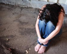 Вп'ятьох на 13-річну: реакція матері жертви шокує