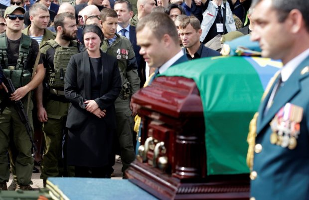 Прямиком в ад: в сети показали открытый гроб Захарченко