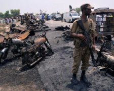Теракт перед виборами: число жертв вибуху в Пакистані зросло