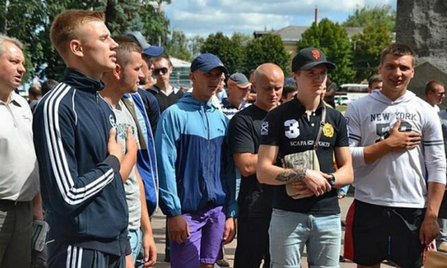 У Житомирі вимагали відставки голови ОДА (фото)