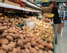 Овощи и фрукты станут "золотыми": цены на основные продукты вызовут у украинцев истерику