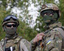 Голова сільради відпочиває під охороною спецназу