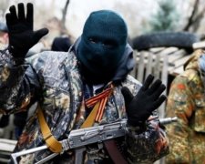 Терористи спростували заяву Туки про відведення техніки