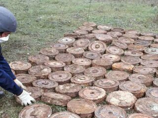 В Хмельницке нашли мины, фото: ГСЧС Хмельницкой области