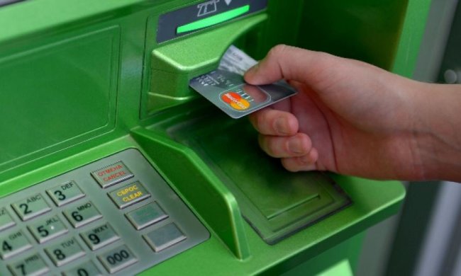 Окупаційна влада Криму заявила про повернення MasterCard на півострів 