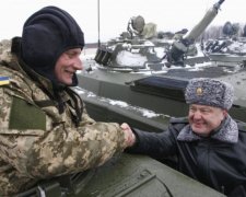Міноборони оголосило тендери на сорочки, посуд і чоботи