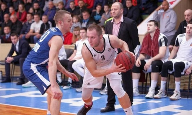 Черкасские Мавпы одолели Николаев в последнем матче сезона