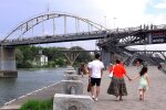 У Дніпрі на березі виявили "килим" із мертвих тіл - нелюдська жорстокість, місто благає про допомогу