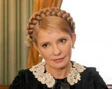 Тимошенко розсмішила соцмережі своїм новим луком