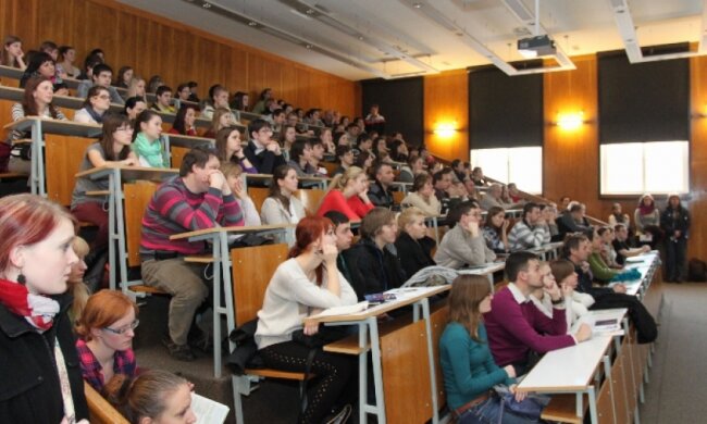 Україна стане учасником міжнародної системи оцінювання знань учнів та студентів