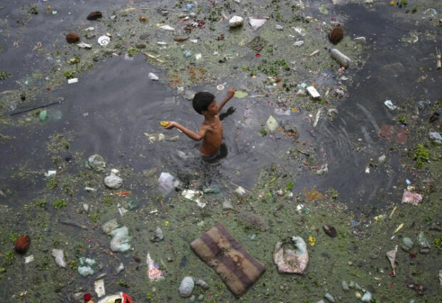 Забруднені річки, фото: youtube