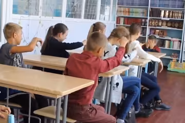 Булинг в школе. Фото: скрин youtube