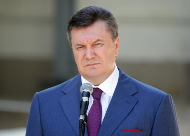 У Януковича забирают звание "проФФесора"