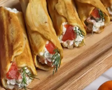 Сырные трубочки с рыбой, кадр из видео