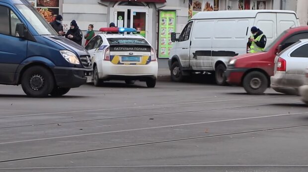 Полиция на месте ДТП, кадр с видео, изображение иллюстративное